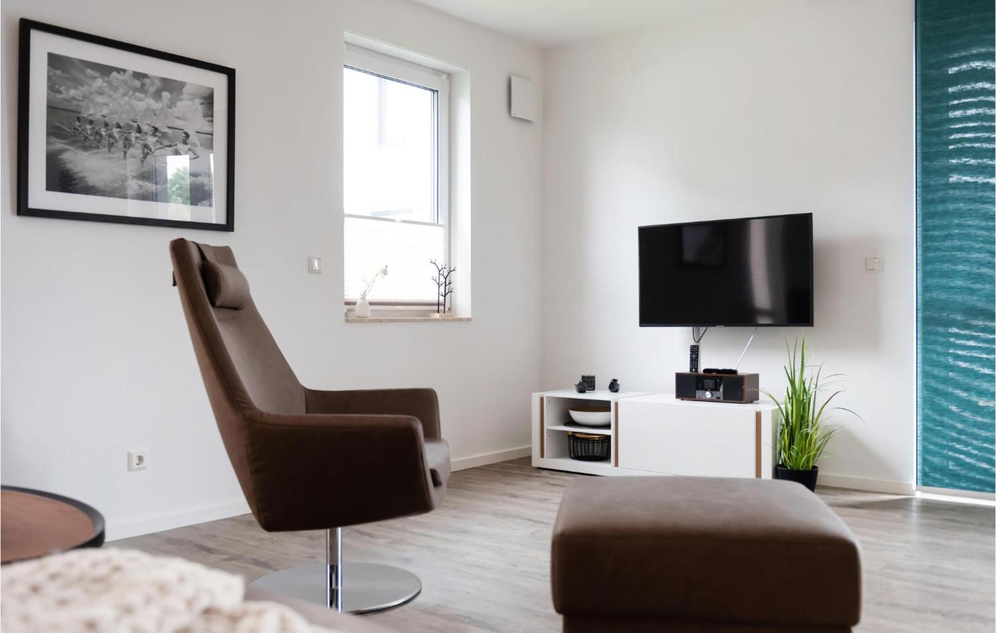 Nice Apartment In Rechlin With House Sea View Екстер'єр фото